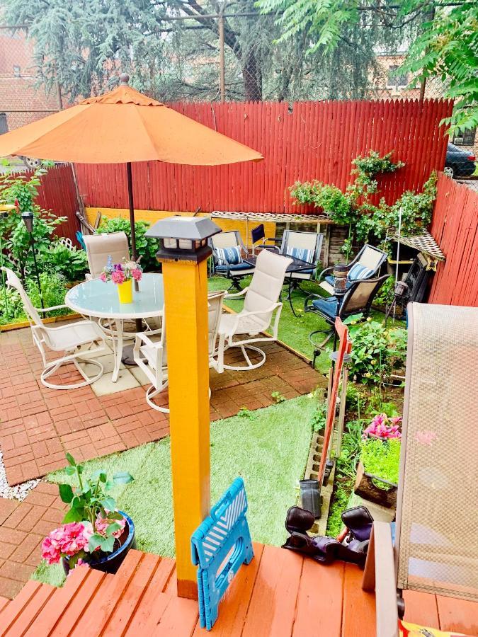Lga Airport 3 Mins, 3 Bedroom Duplex House, Parking And Private Backyard, 9Mins Subway! نيو يورك المظهر الخارجي الصورة